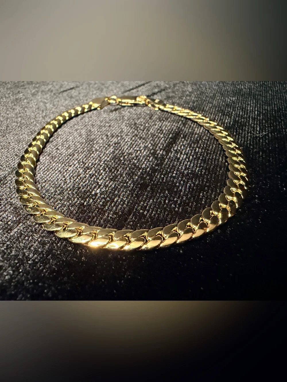 Miami Cuban 8in 5MM 14k stamped gold filled bracelet w/lobster clasp. Brand new